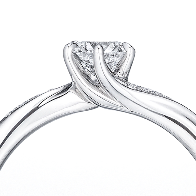 リヴ アローヴ エンゲージリングアップ